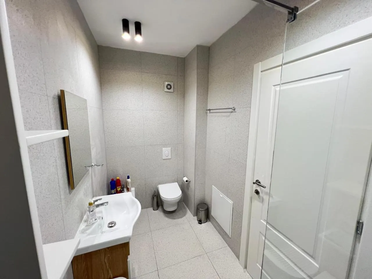Seaview Two Bedroom Apartment Sarandë